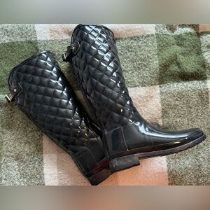 Quilted Hunter Boots